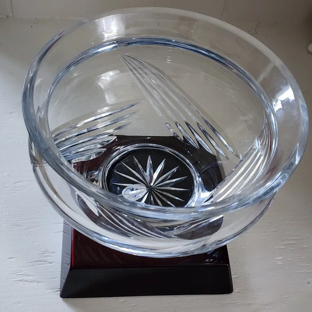 Montruex 24% Lead Crystal Footed Bowl with Stand 5.5